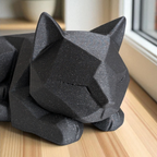 Low Poly Waiting Cat Figurine