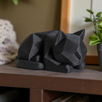Low Poly Waiting Cat Figurine
