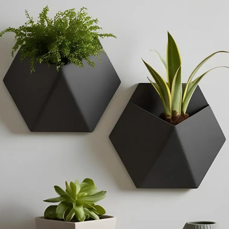 Wall-Mounted Minimalist Plant Pot "Stealth"
